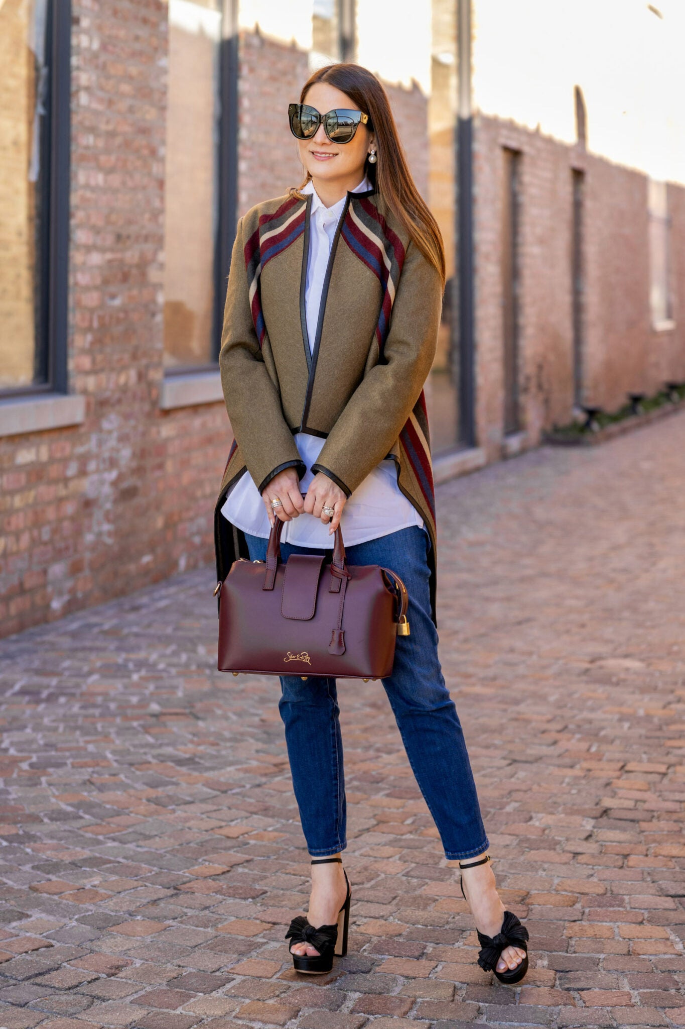 Convertible Executive Leather Bag MIDI in Burgundy