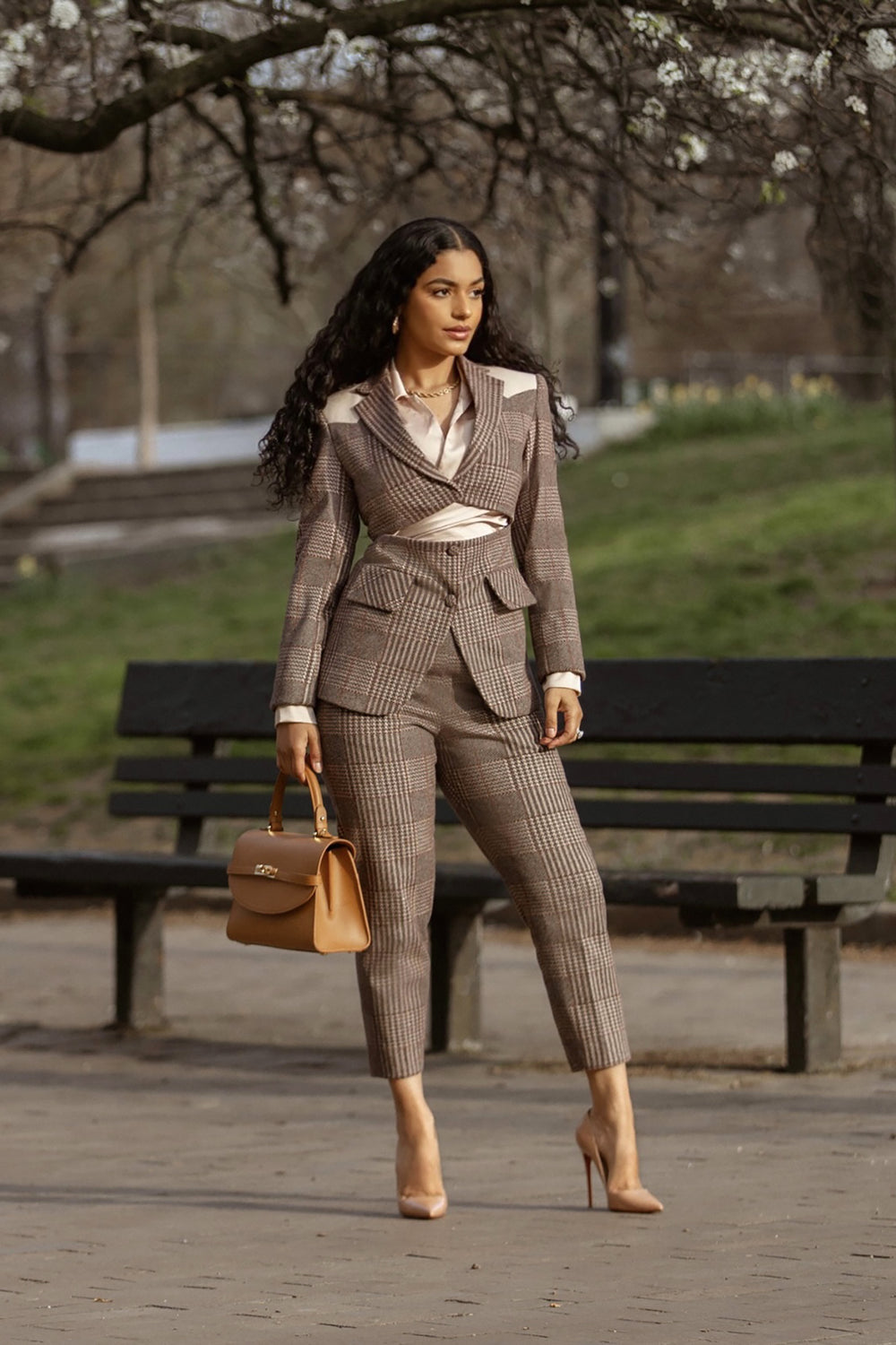 Classic New Yorker Bag in Cobble Hill Camel - Gold Hardware - WAITLIST