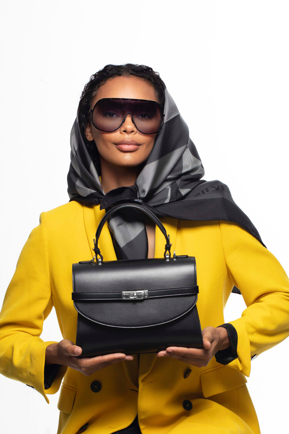 Classic New Yorker Bag in Astoria Noir Black - Silver Hardware