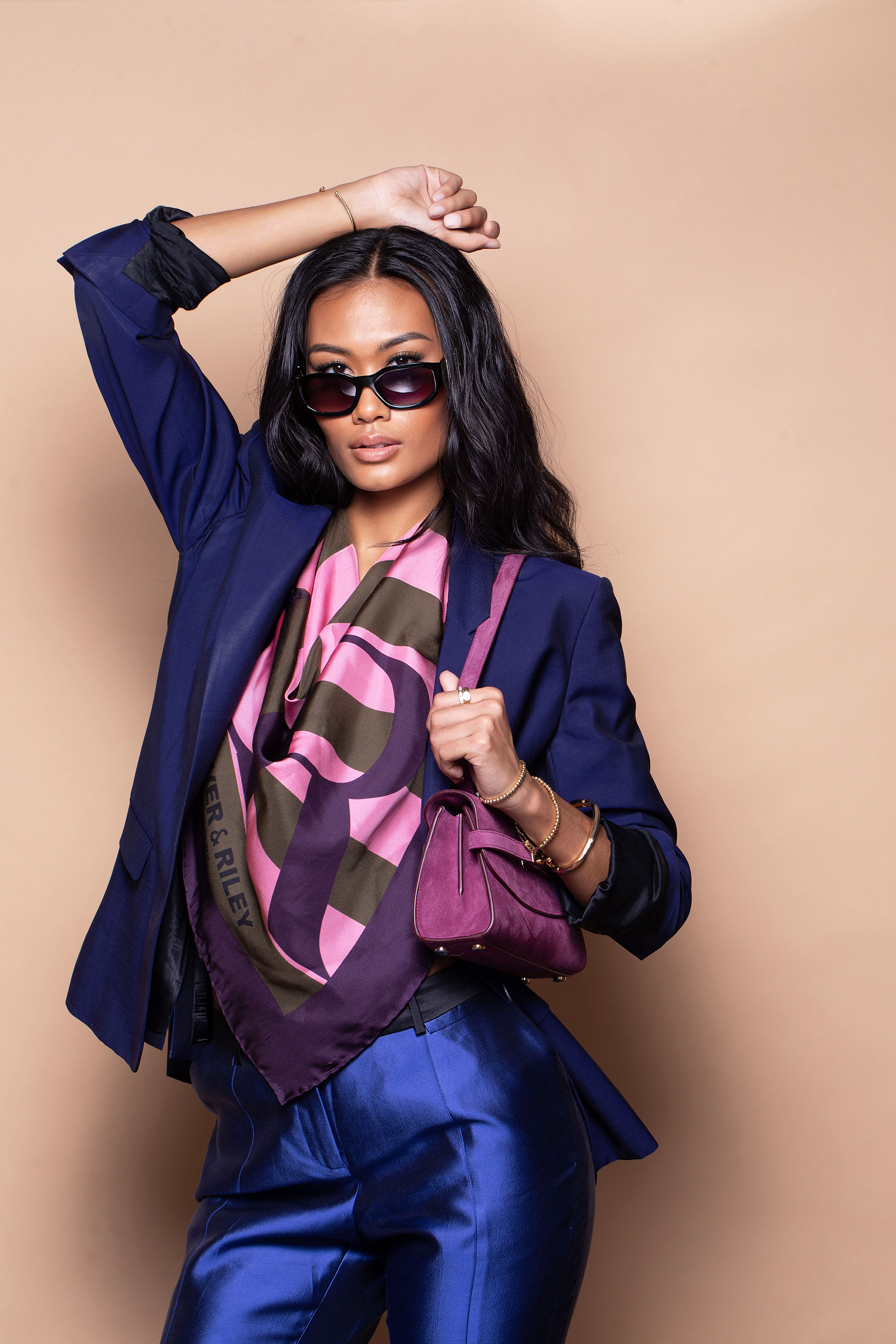 Silks - Sunday in Saint-Germain - 90 - Silver & Riley