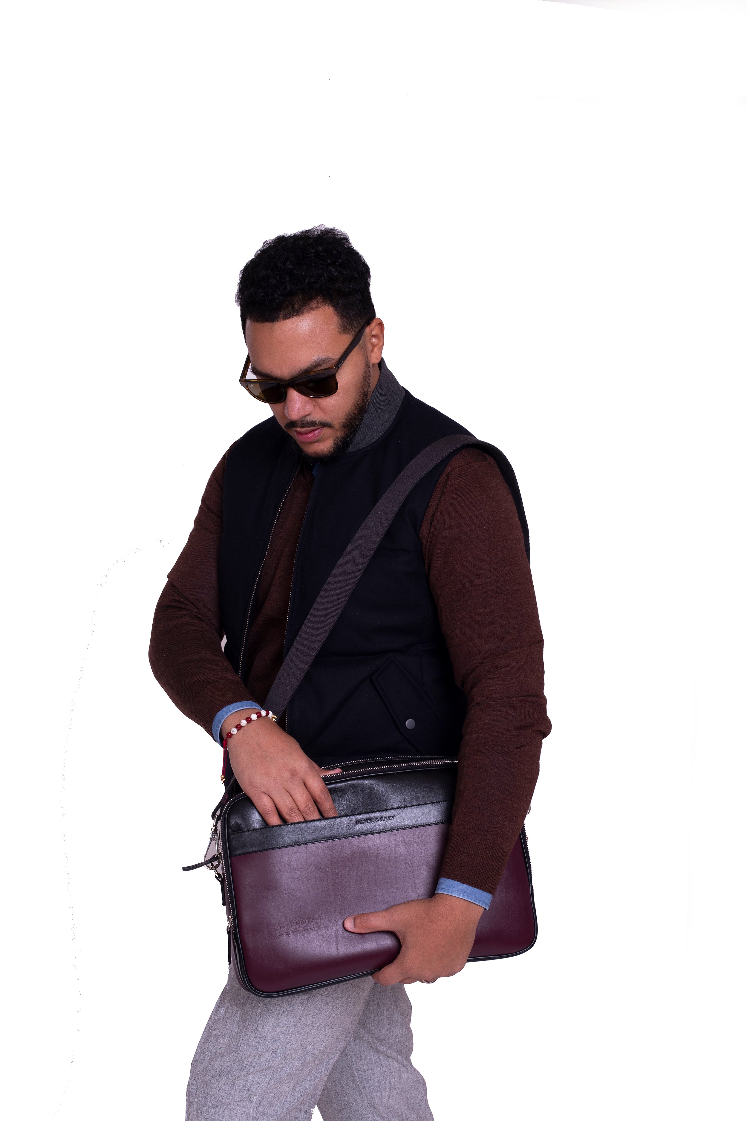 Geneva Leather Messenger Bag with handle in Wine Purple