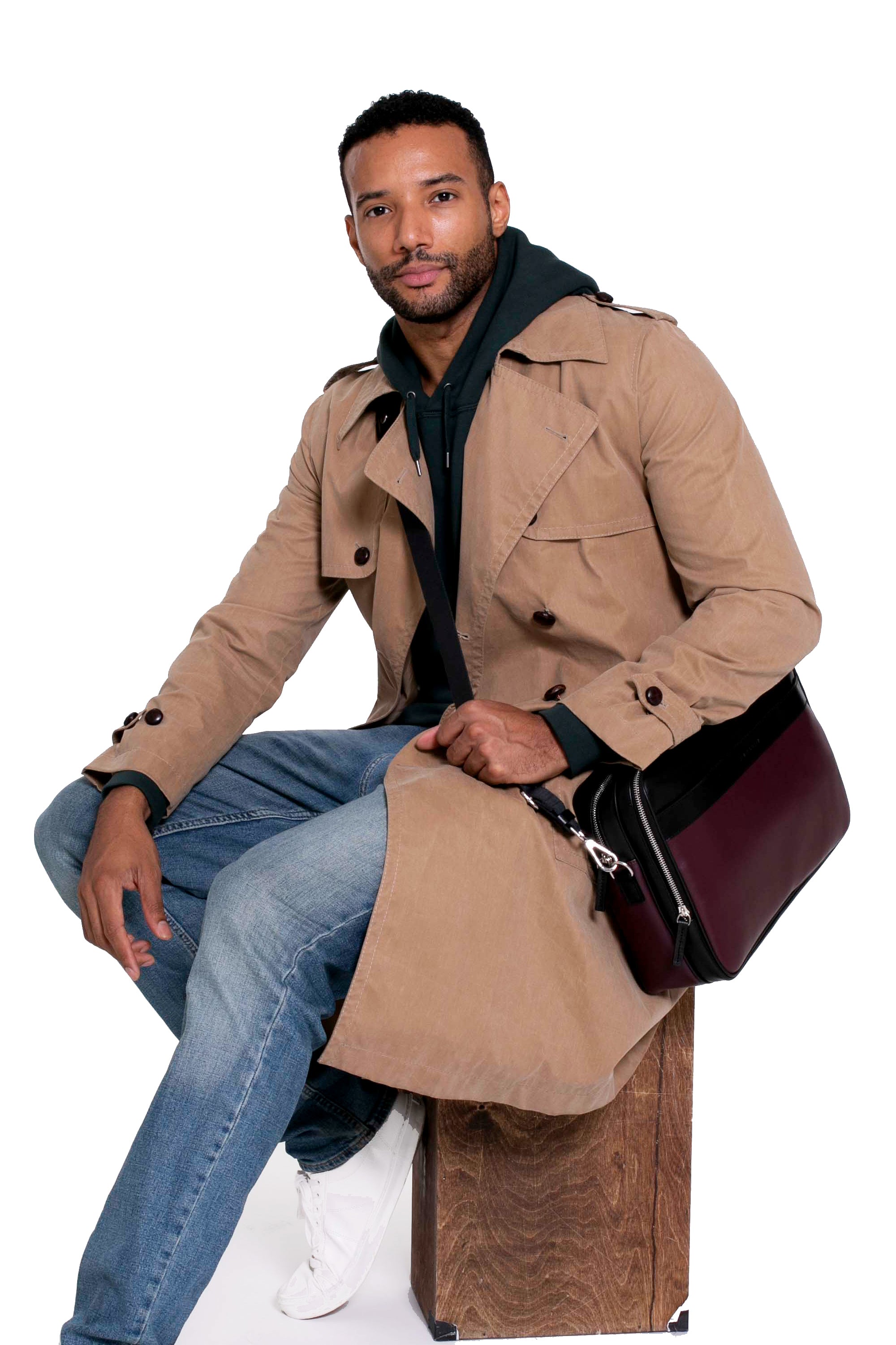 Geneva Leather Messenger Bag in Wine Purple